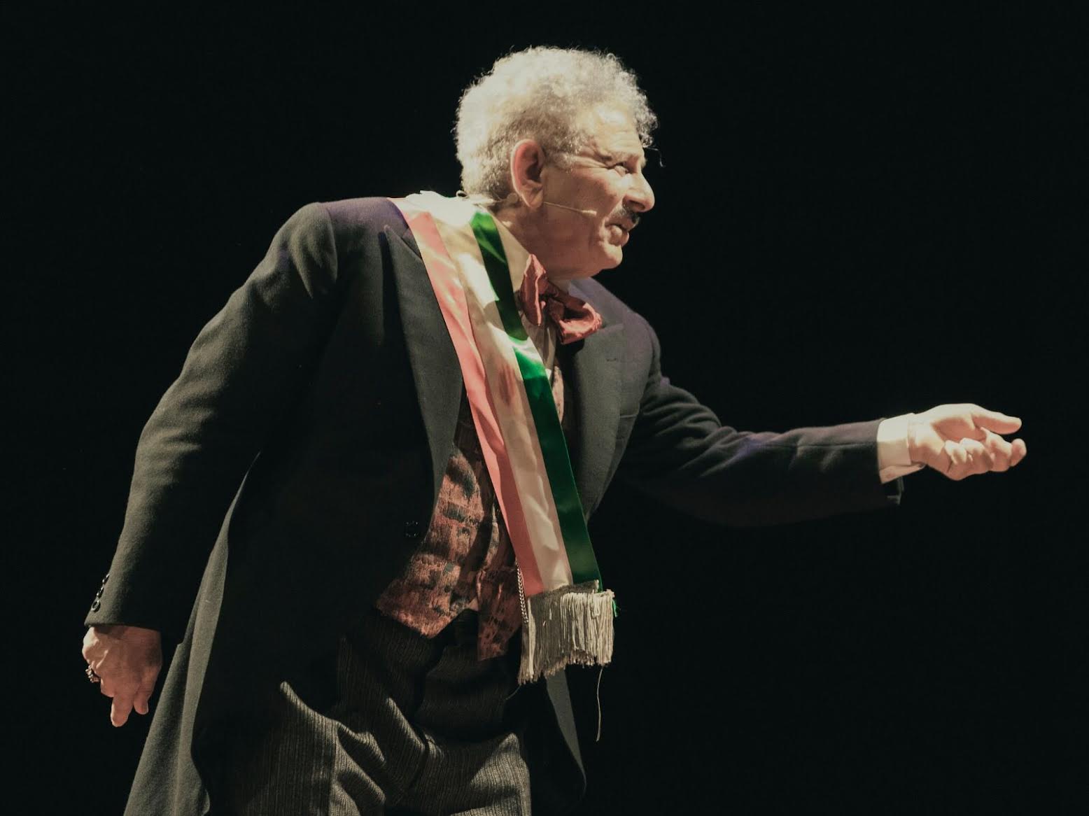 Teatro: Enrico Guarneri in “L’ispettore generale” a Comiso