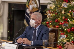 Polemica con la Fox, Fauci chiede il licenziamento di un anchor