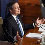 Ffp2 e super green pass per tutto, anche un caffè: il decreto per le feste