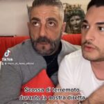 Il terremoto durante la diretta social dei Morti di fame VIDEO