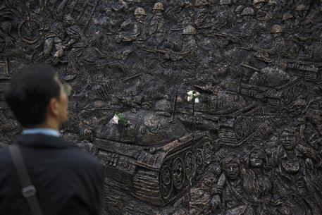 Hong Kong: rimossi altri due monumenti per piazza Tienanmen