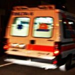 Scontro tra un'auto e uno scooter: grave un ragazzo di 18 anni