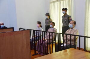 Birmania: processo Suu Kyi, verdetto rinviato al 10 gennaio