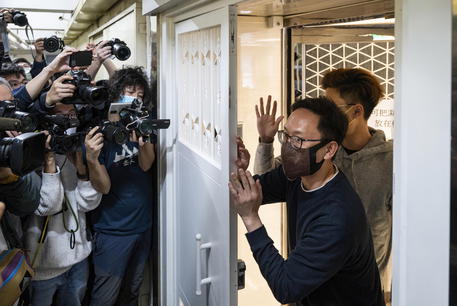 Hong Kong: accusa di ‘sedizione’ per 2 arrestati Stand News