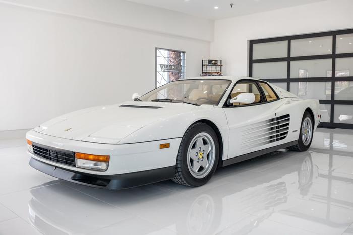 Quando il Cinema crea l’auto. All’asta una Ferrari Miami Vice. FOTO. VIDEO