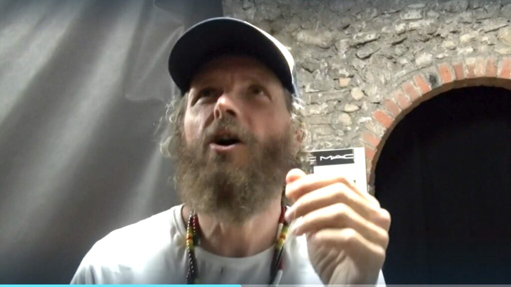 Jovanotti: Io e Battiato, con Giuliano Sangiorgi, coristi di Celentano