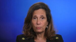 Ilaria Capua: variante Omicron del Covid ha ancora i dentini da latte