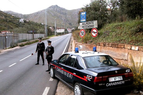 Rissa tra famiglie a colpi pistola, 2 feriti nel palermitano
