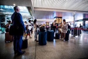 Omicron cancella 17 treni regionali in Sicilia, ecco quali