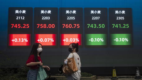 Borsa: Shanghai apre a -0,10%, Shenzhen a -0,36%