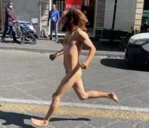 Nudi in Sicilia, i precedenti