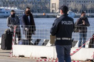 L’Isola dei sequestrati, Musumeci: Il super pass allo Stretto l’abolisco io