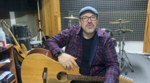 Ivano Passarello, il palermitano su Rai 1 nei panni di Vasco Rossi