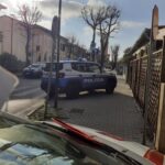 Vanno a notificargli Tso,spara e si barrica casa in Versilia