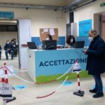 Troppi booster controproducenti, gli anticorpi difendono sempre meno