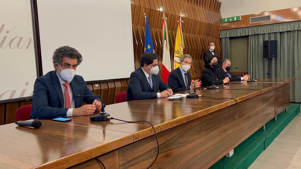 Un’unica società per gestire gli aeroporti di Catania e Comiso