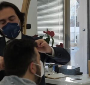 Il barbiere di Messina, tamponi gratis ai clienti VIDEO