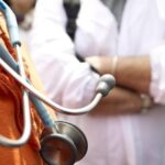 Covid, i no vax sono più di quanto pensiamo: quasi 19mila i sanitari