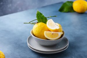 Dieta del limone: lo schema per perdere 3 kg in 7 giorni