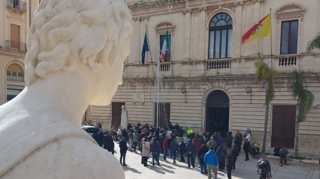 La campagna del gambero, sull’Isola i richiami calano di pari passo con i contagi