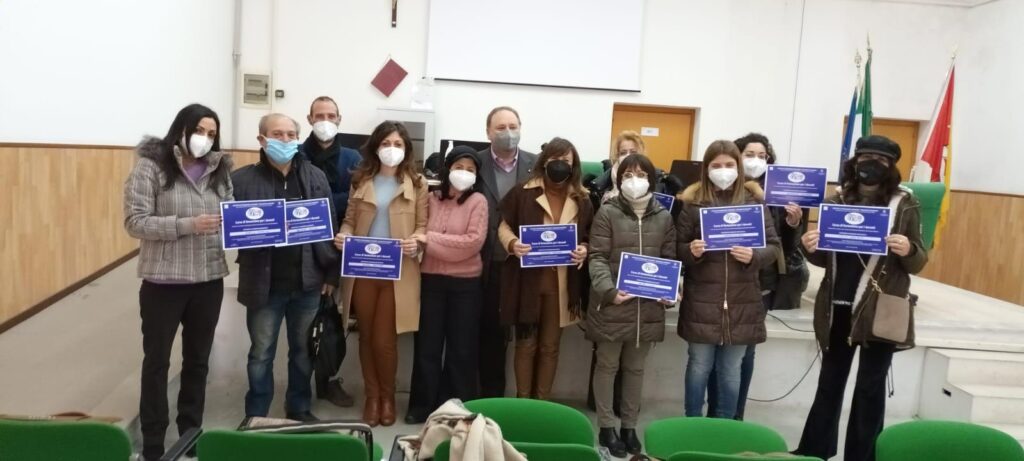 Vittoria, adolescenti: &ldquo;Rivedere i sorrisi e respirare senza mascherina"