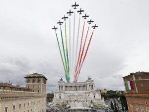 Frecce Tricolori per Mattarella, i VIDEO dei cittadini