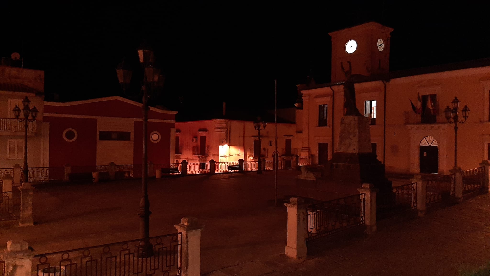Giarratana, blackout contro il caro bollette