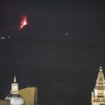 L'eruzione dell'Etna vista da Ragusa