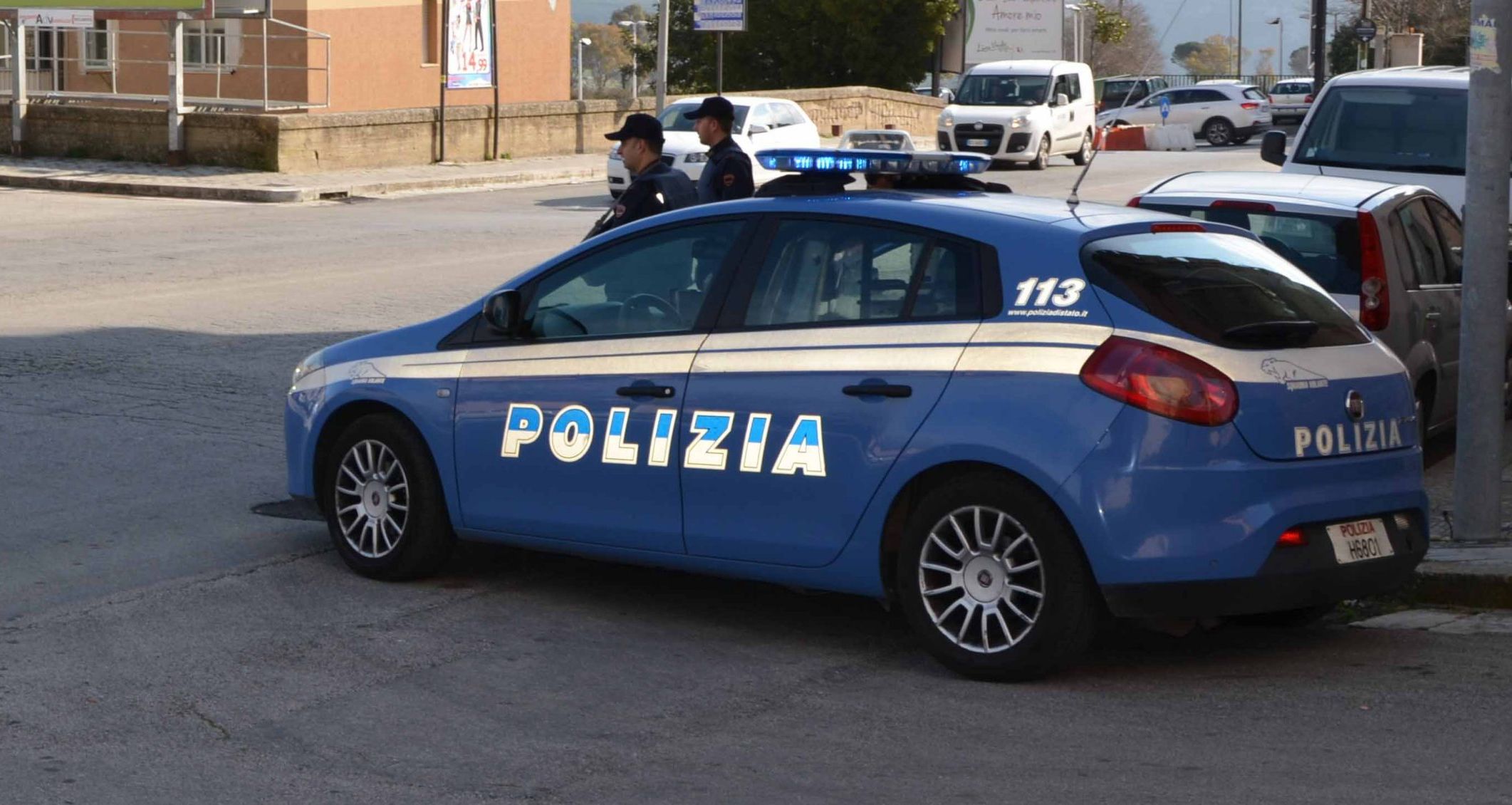Comiso, fuga in scooter e rissa coi poliziotti: arrestato pregiudicato