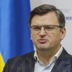 Kiev, ribelli bombardano villaggio, l'Occidente condanni