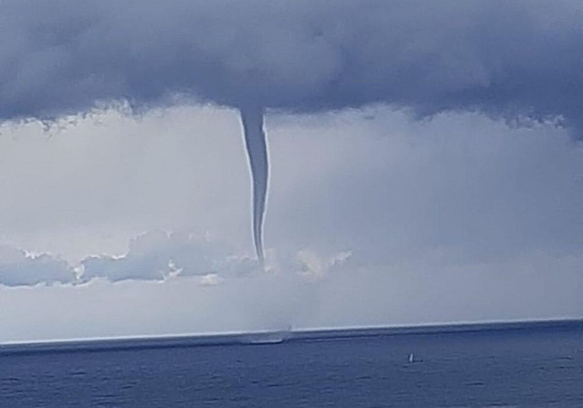 Tromba marina a Mondello VIDEO