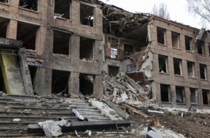 Ucraina: bombardato un panificio vicino Kiev, 13 morti