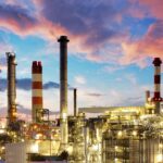 Carburanti, paghiamo l'errore di aver chiuso la raffinazione del petrolio