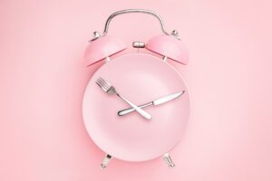 La dieta delle 10 ore: come funziona e cosa mangiare