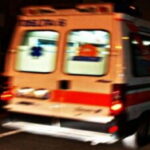 Nonno fa retromarcia, investe e uccide nipote di due anni