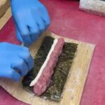 Sushi di carne, uramaki di roast beef e guncan di cinisara: VIDEO ricetta