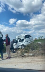 Auto contro tir, muore ventenne