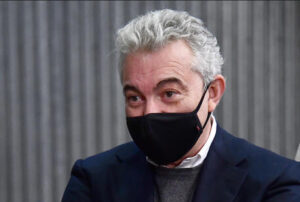 Covid: 800 mln mascherine irregolari, Arcuri rischia il processo
