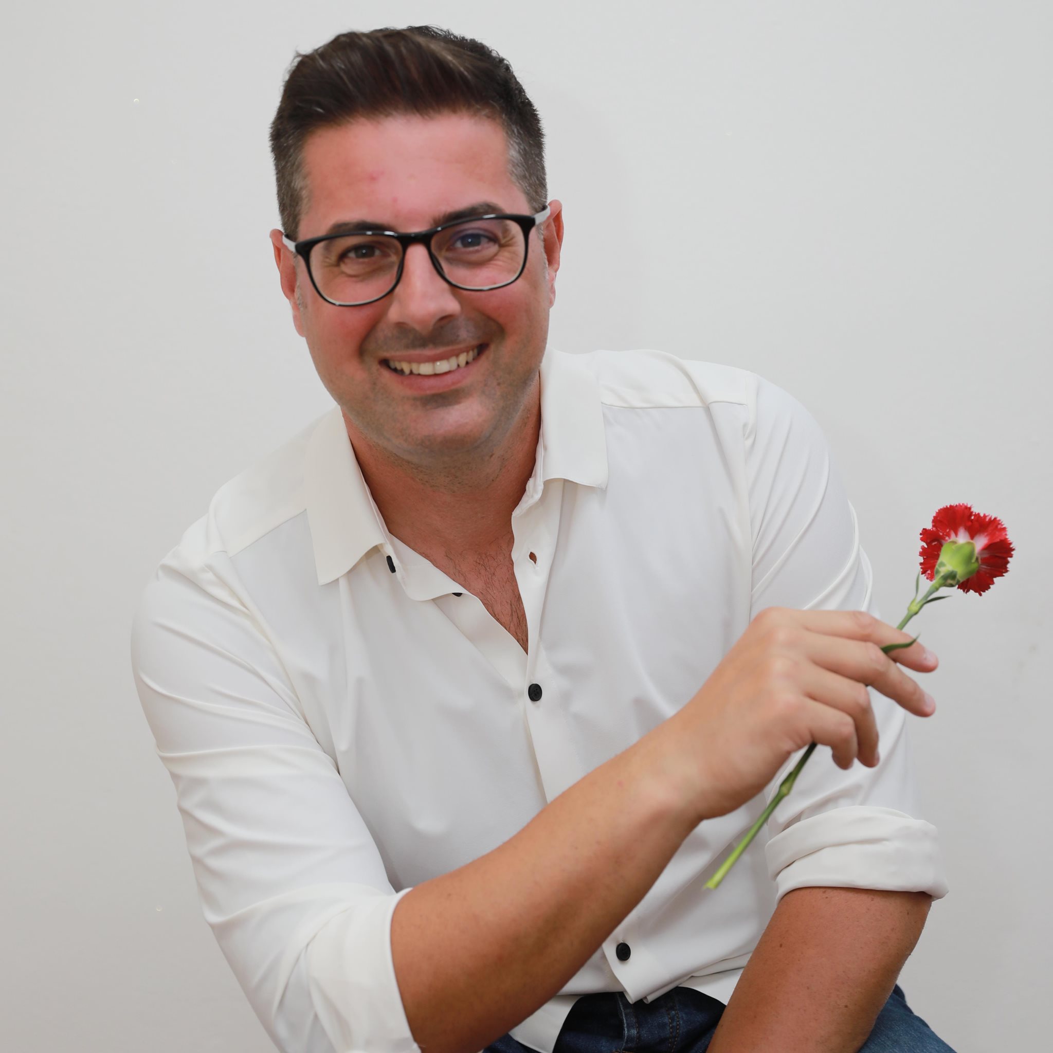 Paolo Monaca sostiene De Luca alla Regione, Leontini lo revoca