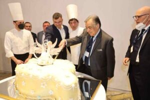 Ucraina: Colomba pasquale da guinnes per dire no alla guerra
