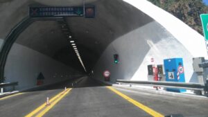 Dio perdona, l’autovelox no: 70 multe al giorno sull’A29