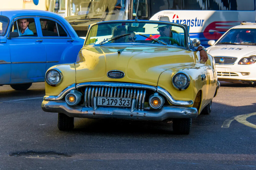 Ok ai veicoli immatricolati all'estero per risparmiare su fisco e Rc auto