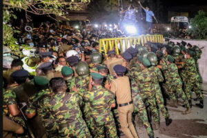Sri Lanka: Colombo blindata dopo una notte di scontri