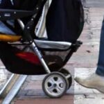 Furto col passeggino al centro commerciale, arrestate due coppie