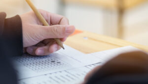 Assunzioni per diplomati e laureati, i bandi scadono il 28 aprile