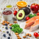 Colesterolo alto? La dieta per abbassarlo, alimenti si e no