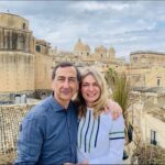 Il sindaco di Milano Beppe Sala in vacanza a Noto