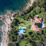 In vendita la villa dove Krizia ospitava Monica Vitti e Claudia Cardinale