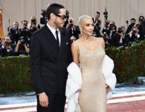 Kim Kardashian al Met con l'abito originale di Marilyn Monroe