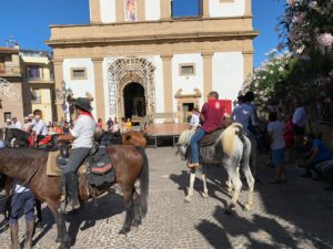 Cavallo in premio per lotteria ad Acate, dietrofront degli organizzatori